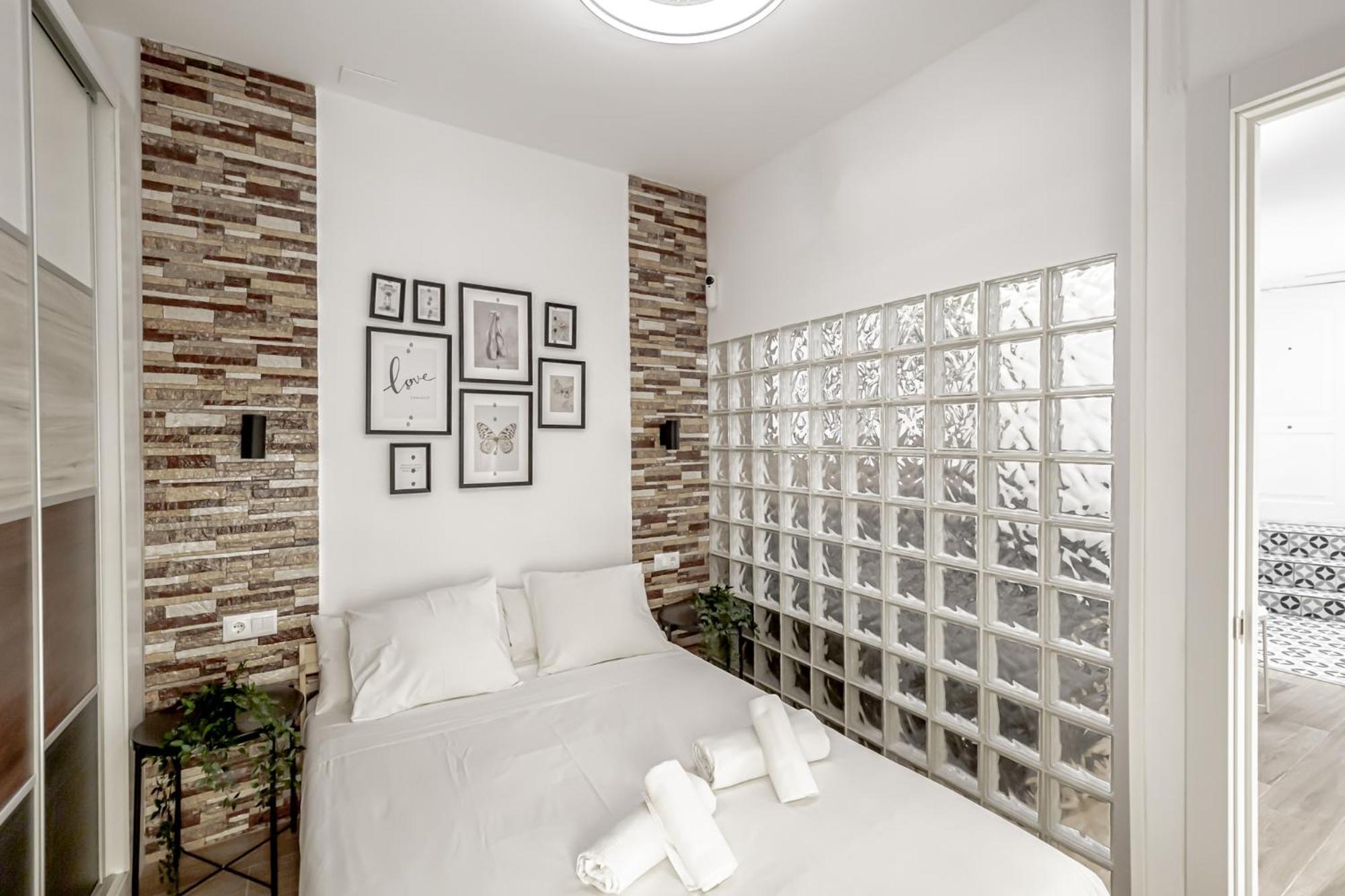 Apartamentos Franco Rodriguez Madrid Exterior photo